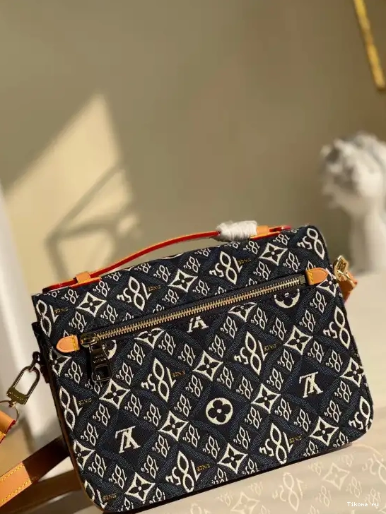 Affordable SINCE 1854 VUITTON POCHETTE LOUIS MÉTIS 0524